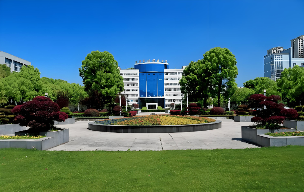 ����Ұ�ϡ��֡����࣡����������У��Ƭ�ر�����ˡ�������