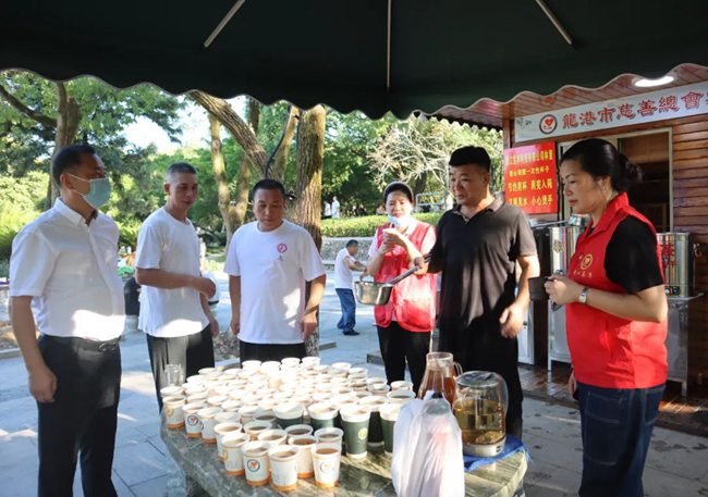 龙港“烧茶人”,与TA的“红日亭”!